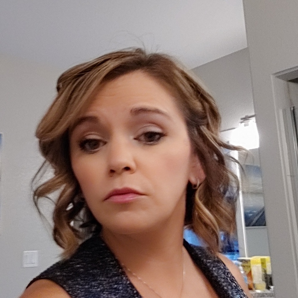 Meet your Posher, Tonia - Picture 1 of 1